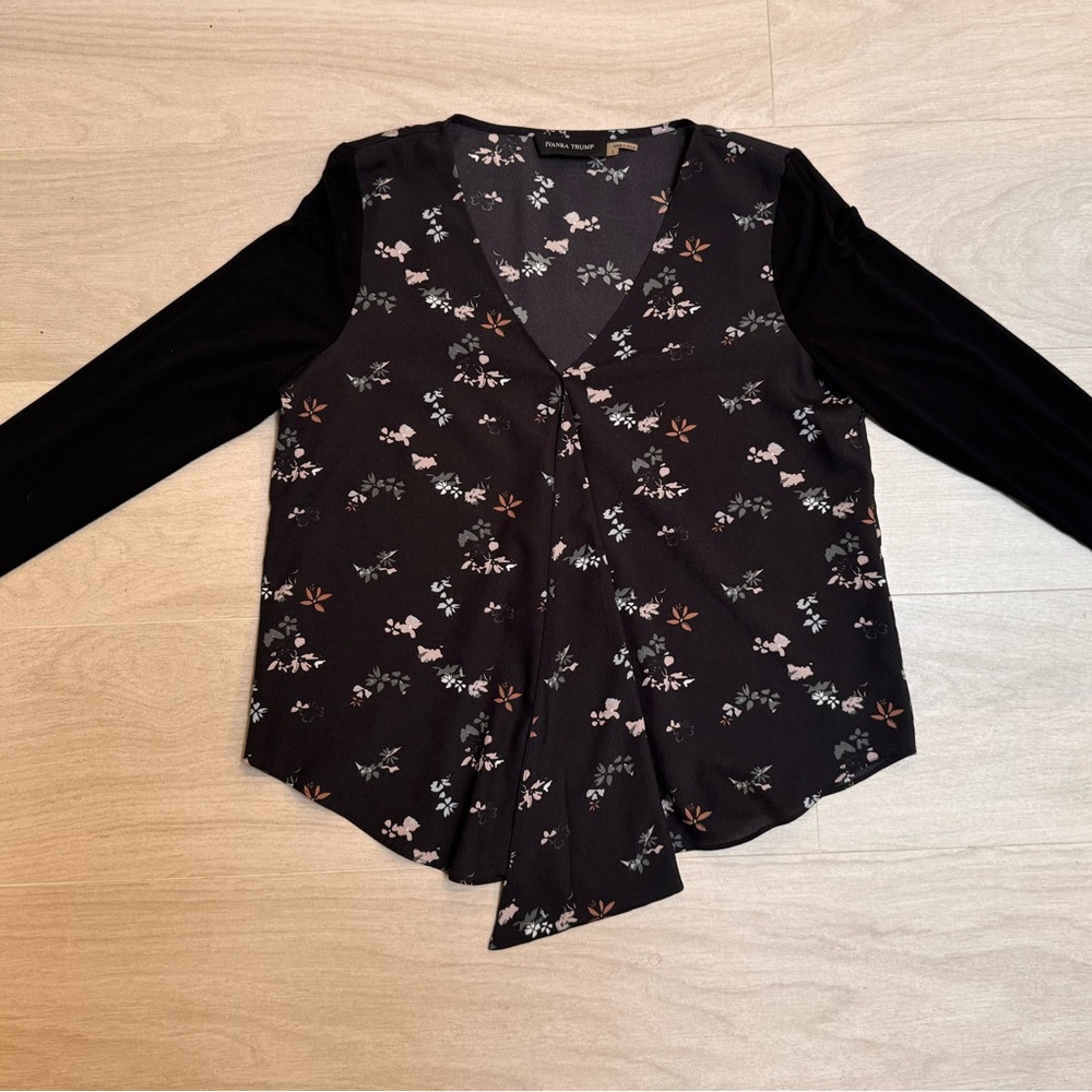 Black floral blouse with floral print - Picture 5 of 6